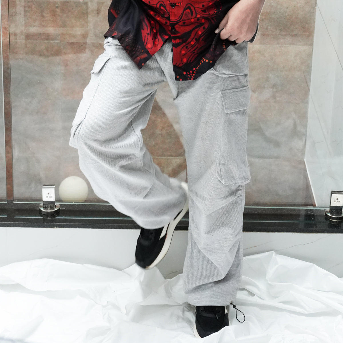 Unisex Off White Cargo Pants – Parachute Baggy Fit