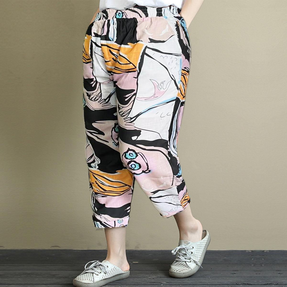 Vintage Text Chat & Random Graphic Capri Combo Pack For Womens & Girls(Pack Of 2 Pcs)
