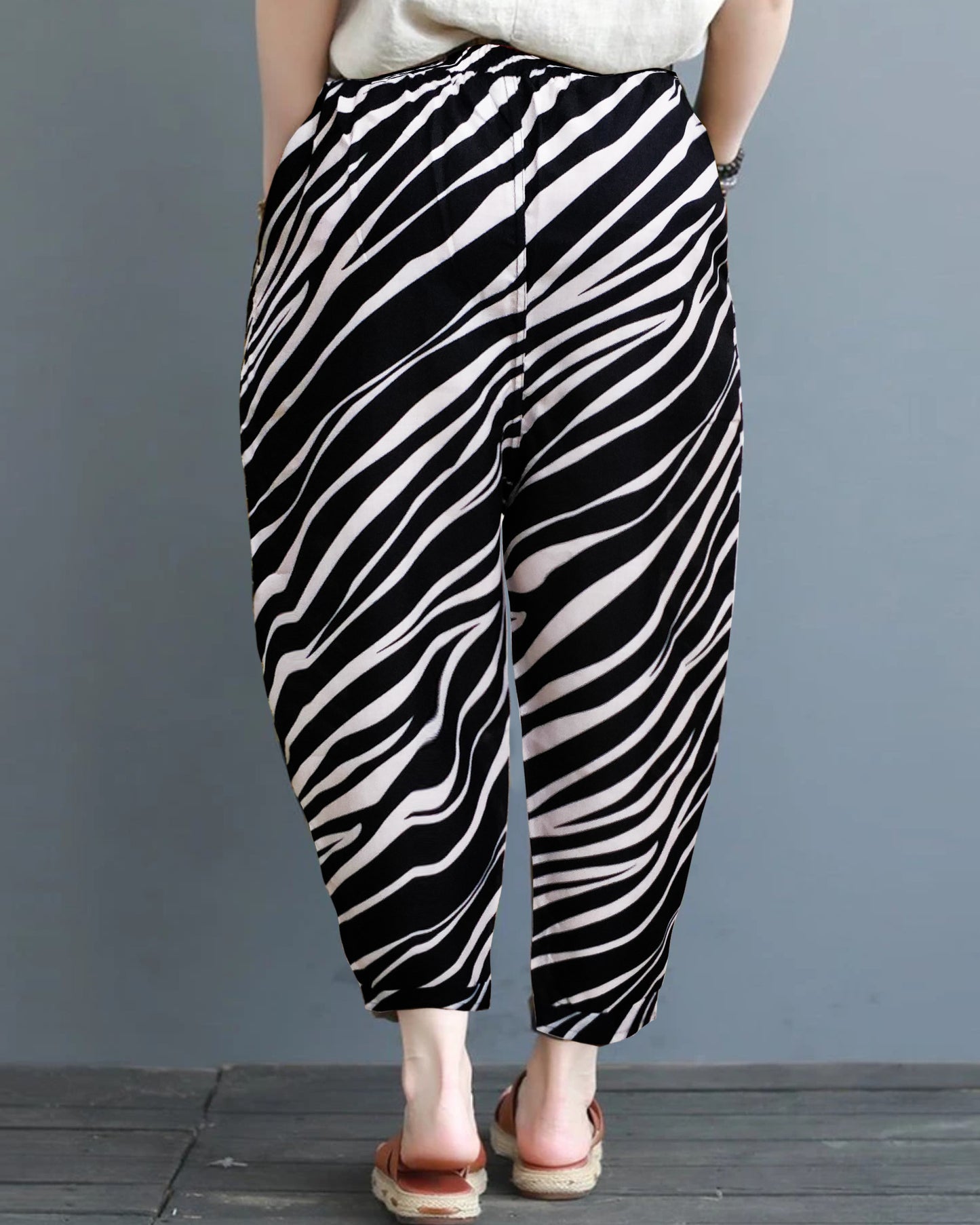 Vintage Leopard Print & Zibra Print Pajama Capri Combo Pack For Womens & Girls(Pack Of 2 Pcs)