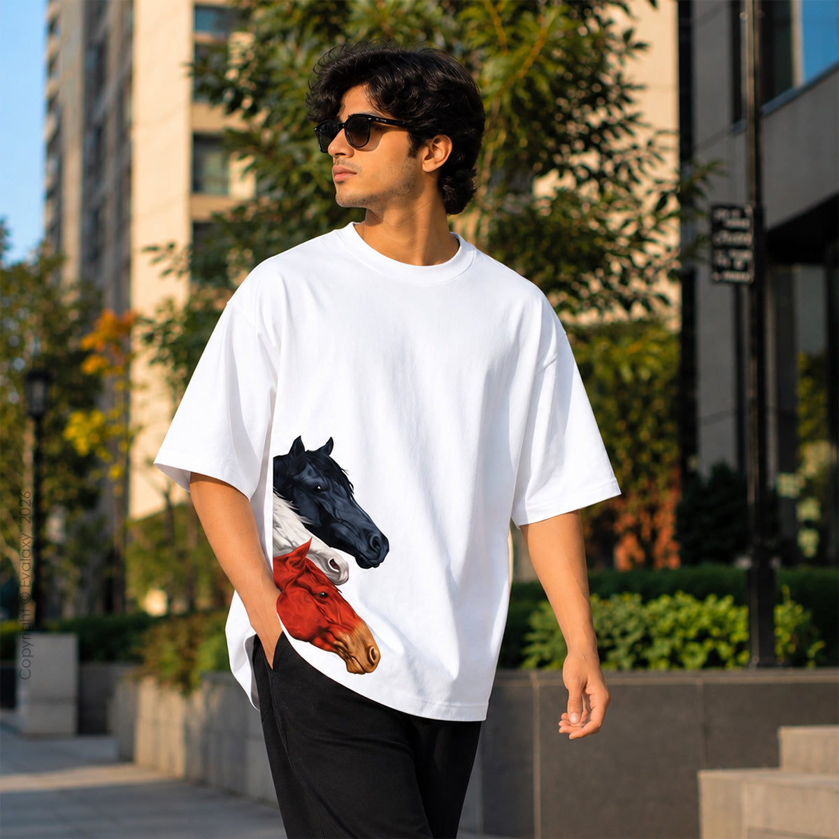 Triple Horse Graphic White Oversized T-Shirt – 240 GSM Premium Cotton