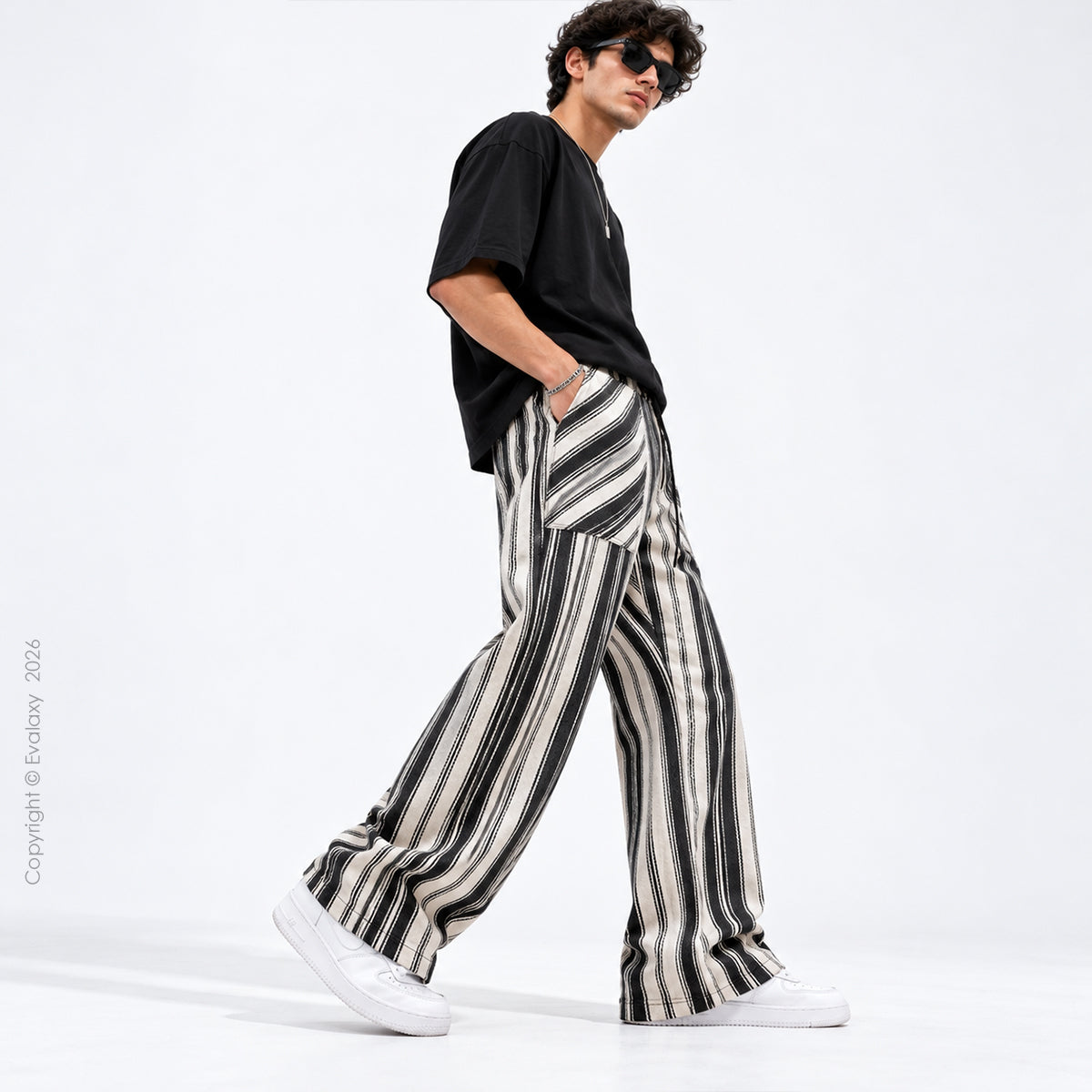 Monochrome Striped Wide-Leg Pants For Men And Women