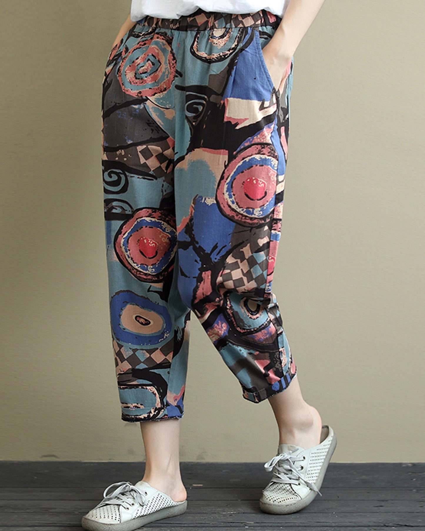 Vintage Abstract Painting Circles Pajama Capri For Womens & Girls